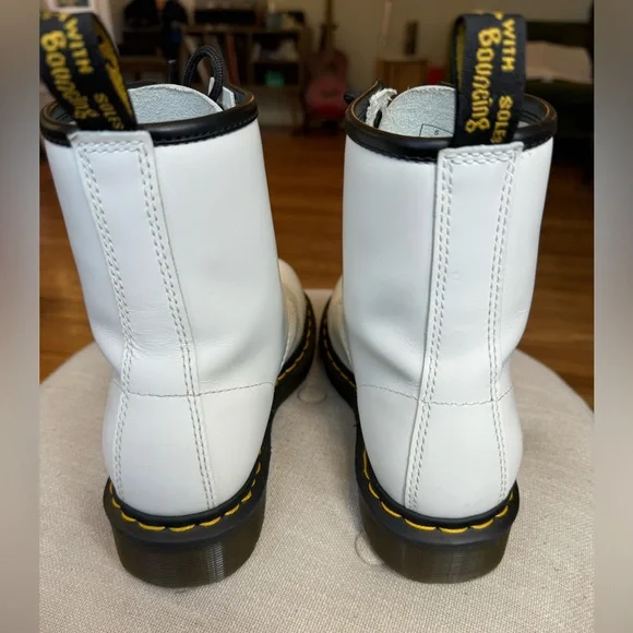 Doc Marten 1460 Original Smooth White Leather Lace Up Lug Boots Women's 7 - Picture 7 of 14